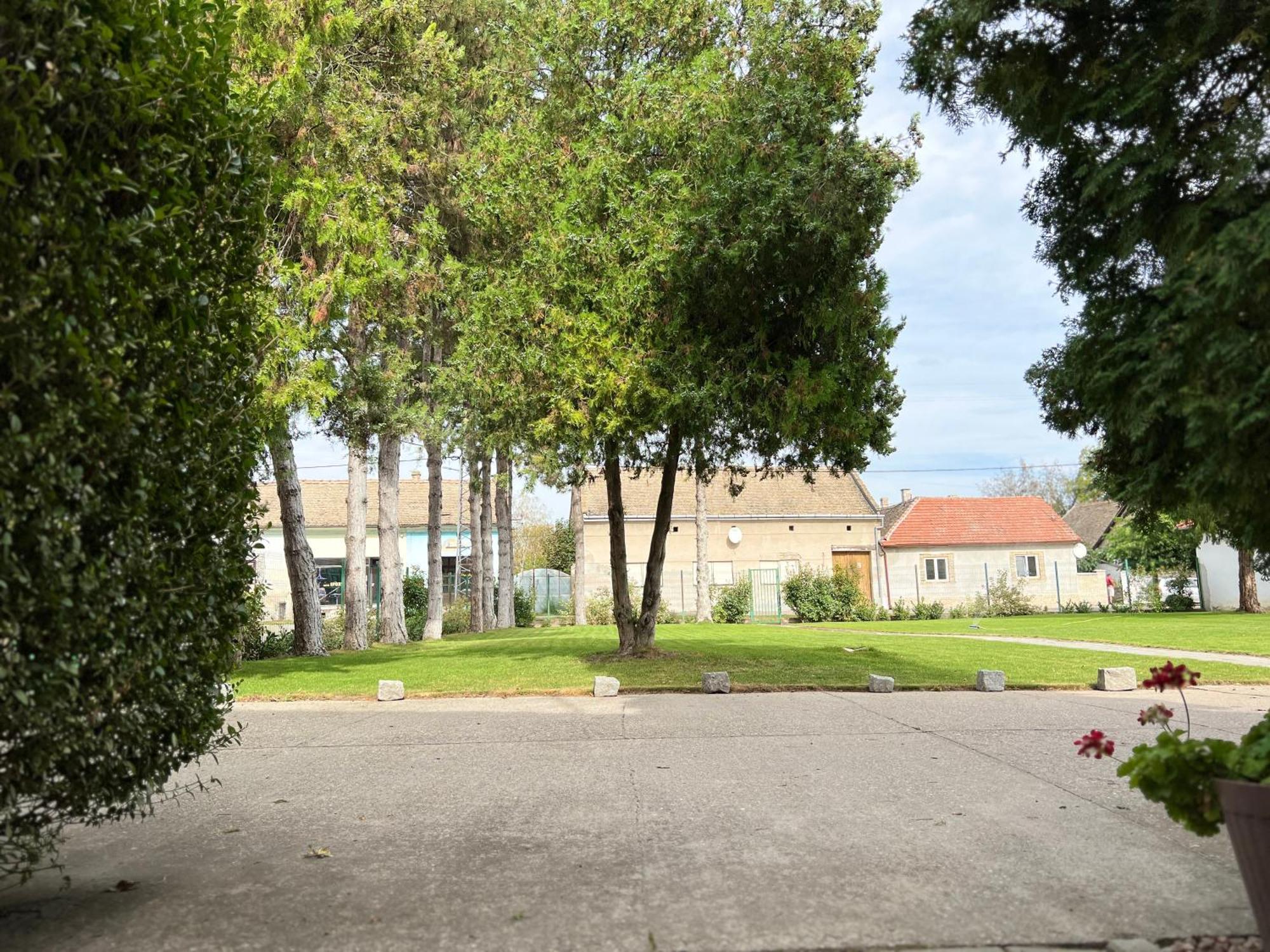 Bezdan Guesthouse Eksteriør bilde